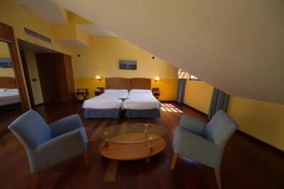 Hotel Aroi Bierzo Plaza 6 Hotel Aroi Bierzo Plaza 6
