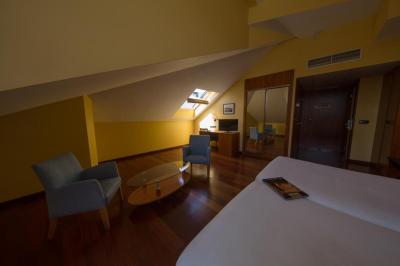 Hotel Aroi Bierzo Plaza 4 Hotel Aroi Bierzo Plaza 4