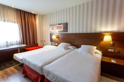 Hotel Las Artes Pinto 7 Hotel Las Artes Pinto 7