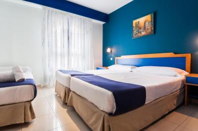 Hotel Villa De Pinto 8 Hotel Villa De Pinto 8