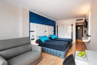 Salles Hotels Marina Portals 3 Salles Hotels Marina Portals 3