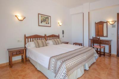 Hotel Ses Puntetes 7 Hotel Ses Puntetes 7