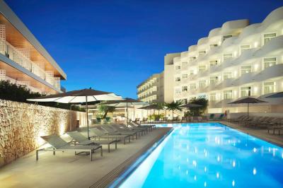 Inturotel Cala Esmeralda Beach 3 Inturotel Cala Esmeralda Beach 3