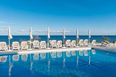 Hotel Atolon & Kaafu Beach Club 2 Hotel Atolon & Kaafu Beach Club 2