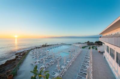 Hotel Atolon & Kaafu Beach Club 10 Hotel Atolon & Kaafu Beach Club 10