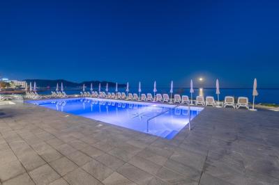Hotel Atolon & Kaafu Beach Club 9 Hotel Atolon & Kaafu Beach Club 9