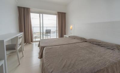 Hotel Apartamentos Embat 4 Hotel Apartamentos Embat 4