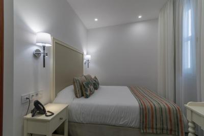 Hotel Emblemático Holiday Time 6 Hotel Emblemático Holiday Time 6