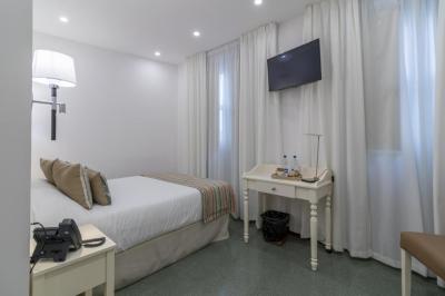 Hotel Emblemático Holiday Time 5 Hotel Emblemático Holiday Time 5