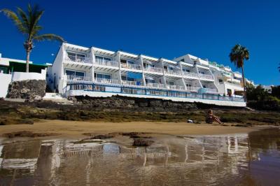 Hotel Apartamentos Cabrera 8 Hotel Apartamentos Cabrera 8
