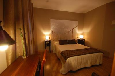 Hotel Hc Zoom Pozoblanco 8 Hotel Hc Zoom Pozoblanco 8