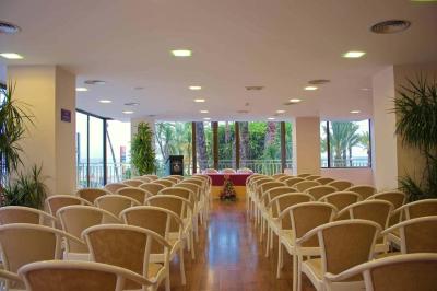 Hotel Servigroup Papa Luna 8 Hotel Servigroup Papa Luna 8
