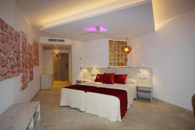 Hotel Abrat Ibiza Sant Antoni 2 Hotel Abrat Ibiza Sant Antoni 2