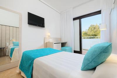 azuLine Hotel Bergantin 2 azuLine Hotel Bergantin 2