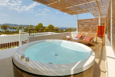 The Signature Level at TRS Ibiza Hotel All Inclusive Adults Only - Entrance to Clubs included 8 The Signature Level at TRS Ibiza Hotel All Inclusive Adults Only - Entrance to Clubs included 8