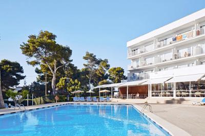 Hotel Globales Cala Blanca 8 Hotel Globales Cala Blanca 8