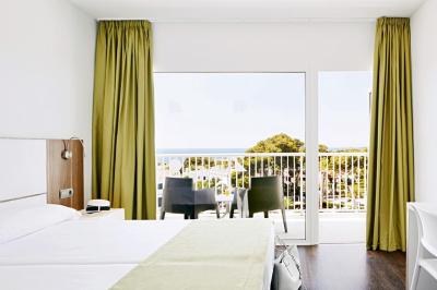 Hotel Globales Cala Blanca 6 Hotel Globales Cala Blanca 6