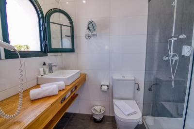 Hotel Bahia Menorca 9 Hotel Bahia Menorca 9