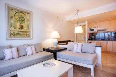 Grupotel Macarella Suites 7 Grupotel Macarella Suites 7