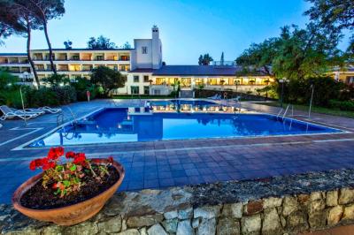 Guadacorte Park Hotel 6 Guadacorte Park Hotel 6