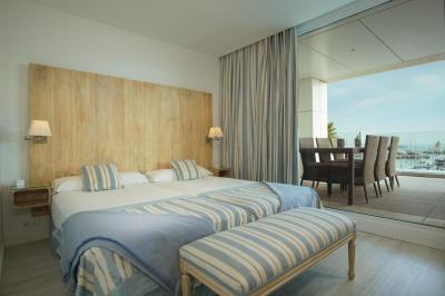 Hotel Suites Puerto Sherry 6 Hotel Suites Puerto Sherry 6