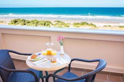 Hipotels Playa La Barrosa 6 Hipotels Playa La Barrosa 6