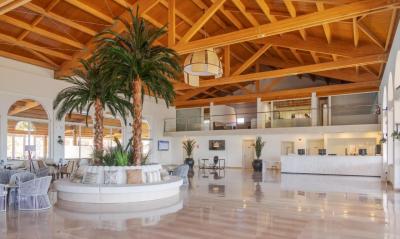 Hotel Ilunion Sancti Petri 7 Hotel Ilunion Sancti Petri 7