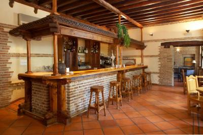 Hotel Real Monasterio de San Zoilo 5 Hotel Real Monasterio de San Zoilo 5