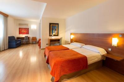 Hotel Torre Monreal 3 Hotel Torre Monreal 3
