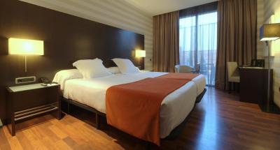 Hotel Zenit Pamplona 10 Hotel Zenit Pamplona 10