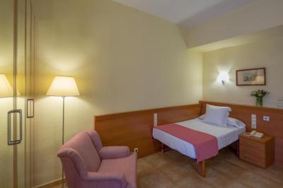 Balneario de Fitero Hotel Bécquer 8 Balneario de Fitero Hotel Bécquer 8
