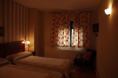 Hotel La Jara-Arribes 2 Hotel La Jara-Arribes 2