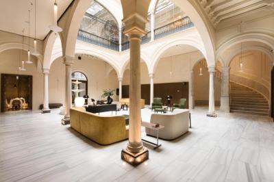 Hotel Mercer Sevilla 5 GL 8 Hotel Mercer Sevilla 5 GL 8