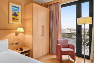 B&B HOTEL Tarragona Valls 8 B&B HOTEL Tarragona Valls 8