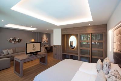 Hotel Colon Rambla 8 Hotel Colon Rambla 8