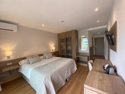 Hotel Colon Rambla 4 Hotel Colon Rambla 4