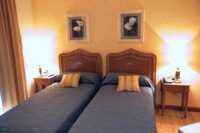 Hotel Santiago Benavente 6 Hotel Santiago Benavente 6