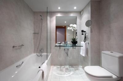 Hotel Exe Zaragoza WTC 5 Hotel Exe Zaragoza WTC 5