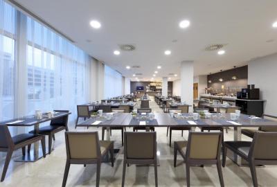 Hotel Exe Zaragoza WTC 6 Hotel Exe Zaragoza WTC 6