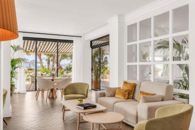Hotel Illa d'Or & Club Apts 7 Hotel Illa d'Or & Club Apts 7