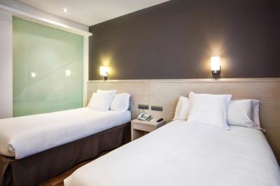 AZZ Valencia Táctica Hotel 9 AZZ Valencia Táctica Hotel 9