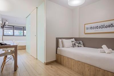 Aparthotel Bcn Montjuic 9 Aparthotel Bcn Montjuic 9