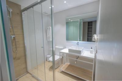 Aparthotel Bcn Montjuic 4 Aparthotel Bcn Montjuic 4