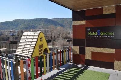 Hotel Sanchez Ainsa 4 Hotel Sanchez Ainsa 4