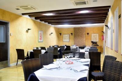 Hotel Ahc Palacio Coria 2 Hotel Ahc Palacio Coria 2