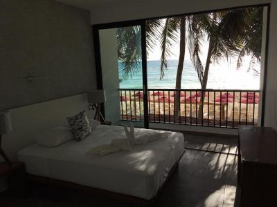 Kinta Kan Beach Hotel Boutique Playa del Carmen Hotel WebSite