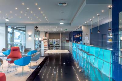 Holiday Inn Express Lisbon Alfragide by IHG 10 Holiday Inn Express Lisbon Alfragide by IHG 10
