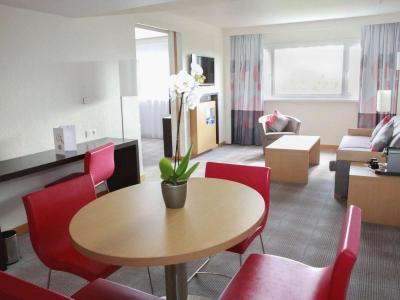 Novotel Avignon Nord 9 Novotel Avignon Nord 9