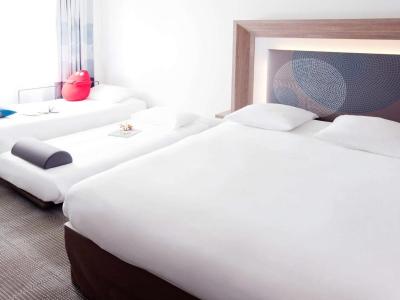 Novotel Avignon Nord 5 Novotel Avignon Nord 5