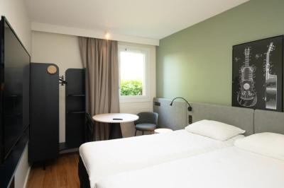 ibis Reims Tinqueux Hotel 4 ibis Reims Tinqueux Hotel 4